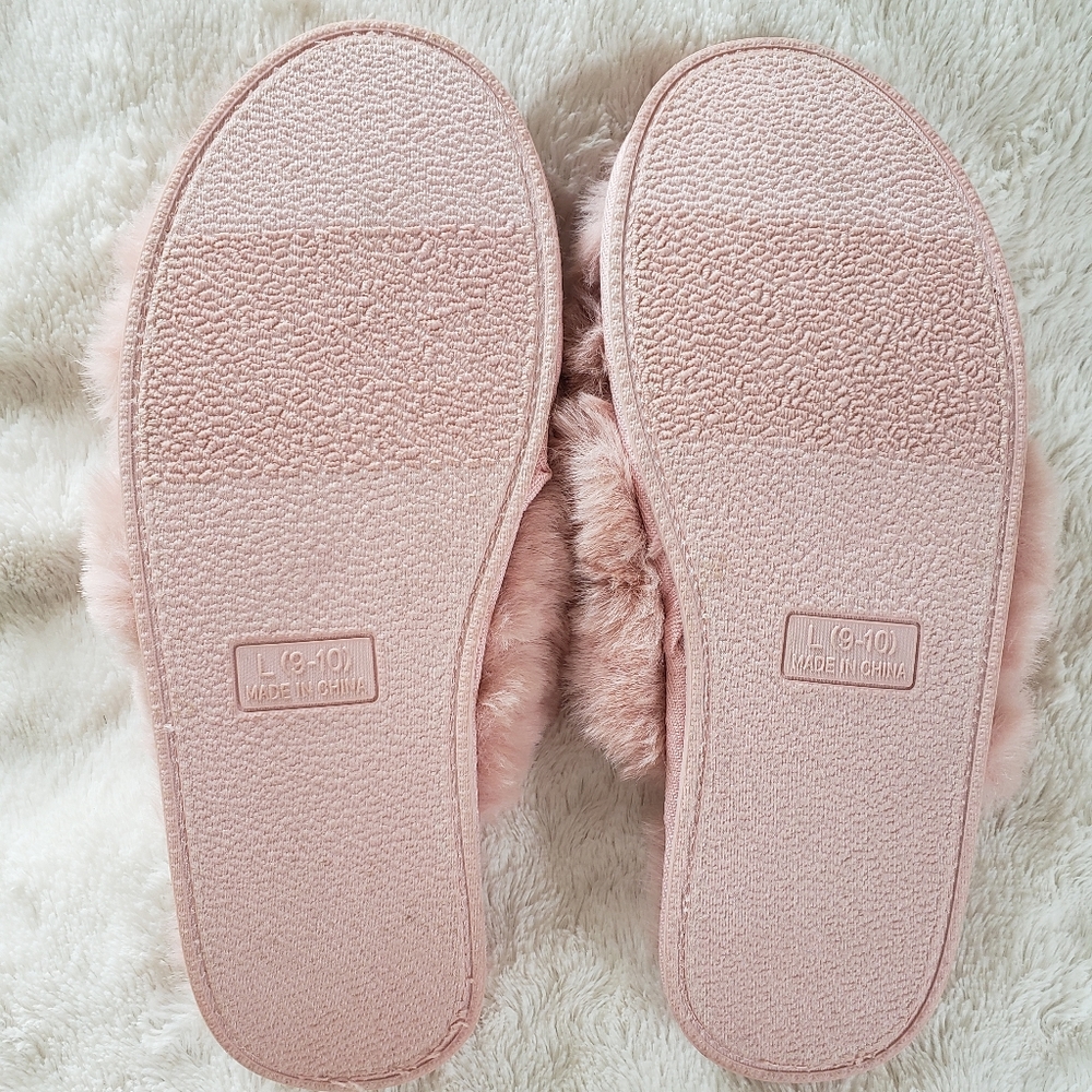 Chinese Laundry Fuzzy Slipperd - Picture 2 of 2